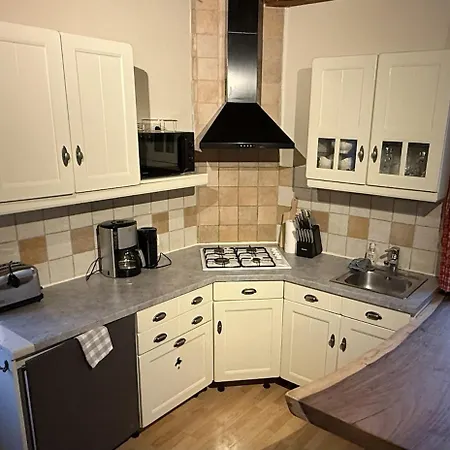 Caro, La Petite Maison Mieussy